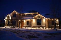 Limpach-Aimee-Icicle-Light-Links-Mixed-Noble-Wreath-and-Garland-19