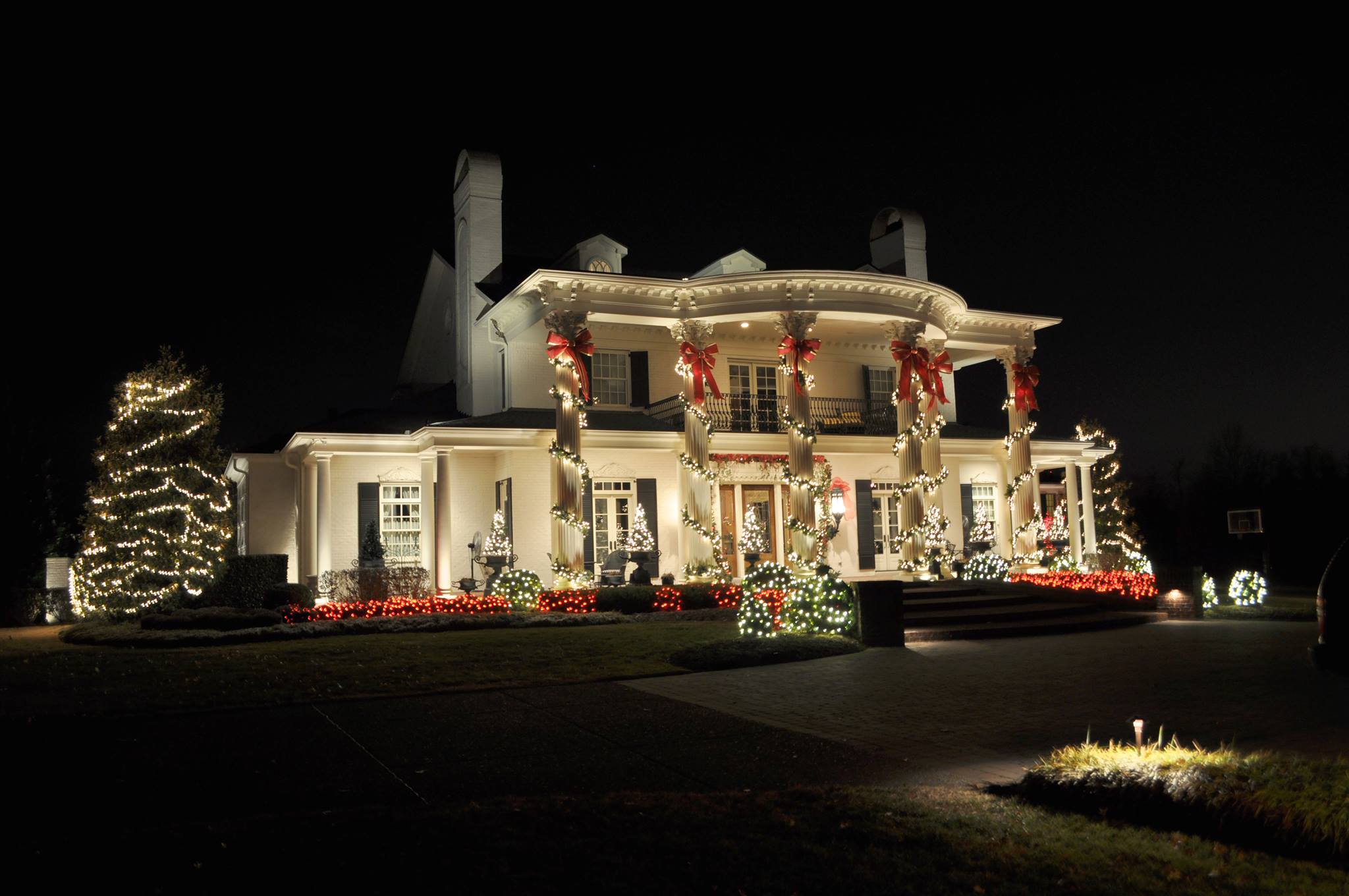Christmas Light Installation Services in Citrus Heights CA